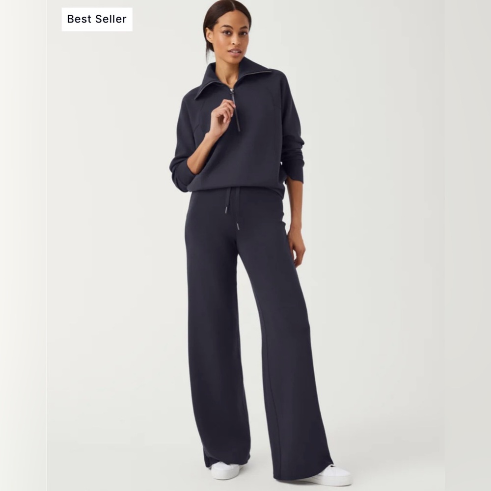 Spanx AirEssentials Wide Leg Pants- navy